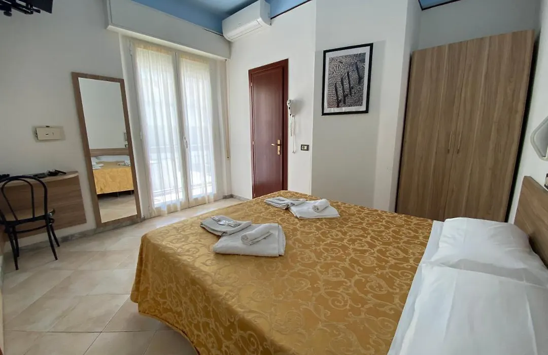 Hotel Nanni Garni-1